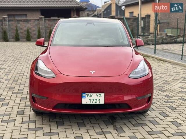 Красный Тесла Model Y, объемом двигателя 0 л и пробегом 10 тыс. км за 26500 $, фото 1 на Automoto.ua