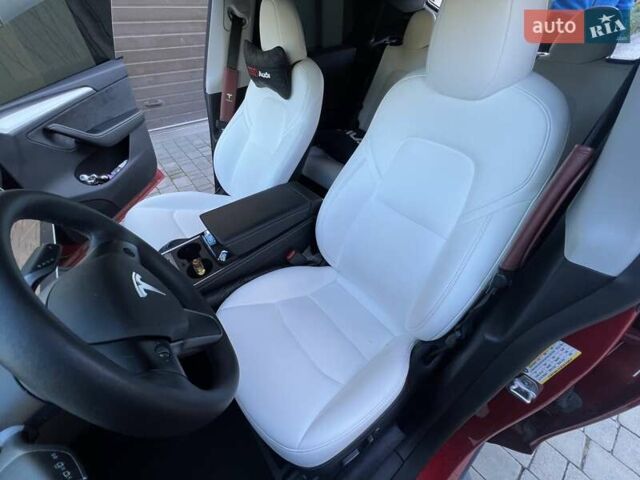 Красный Тесла Model Y, объемом двигателя 0 л и пробегом 46 тыс. км за 28888 $, фото 12 на Automoto.ua