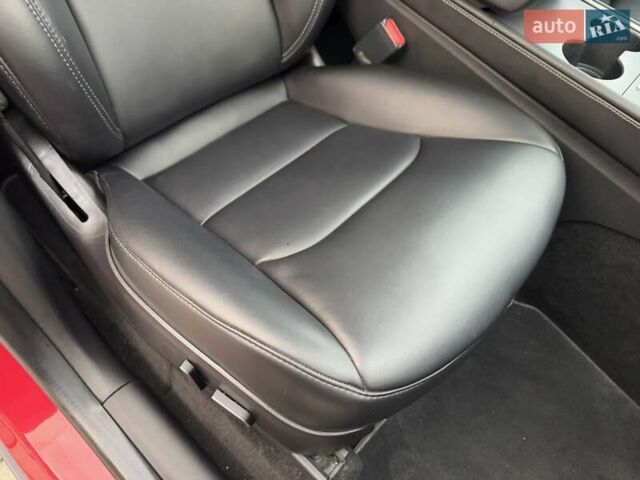 Червоний Тесла Model Y, об'ємом двигуна 0 л та пробігом 10 тис. км за 26500 $, фото 24 на Automoto.ua