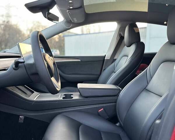 Червоний Тесла Model Y, об'ємом двигуна 0 л та пробігом 37 тис. км за 33500 $, фото 5 на Automoto.ua