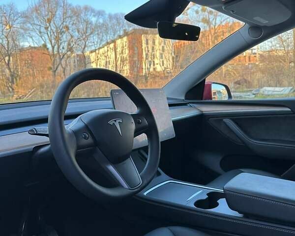 Червоний Тесла Model Y, об'ємом двигуна 0 л та пробігом 30 тис. км за 28000 $, фото 16 на Automoto.ua