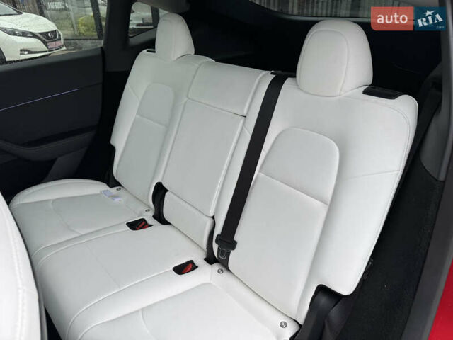 Красный Тесла Model Y, объемом двигателя 0 л и пробегом 23 тыс. км за 35500 $, фото 13 на Automoto.ua