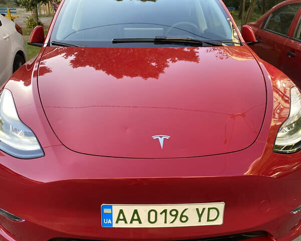 Красный Тесла Model Y, объемом двигателя 0 л и пробегом 26 тыс. км за 29999 $, фото 1 на Automoto.ua