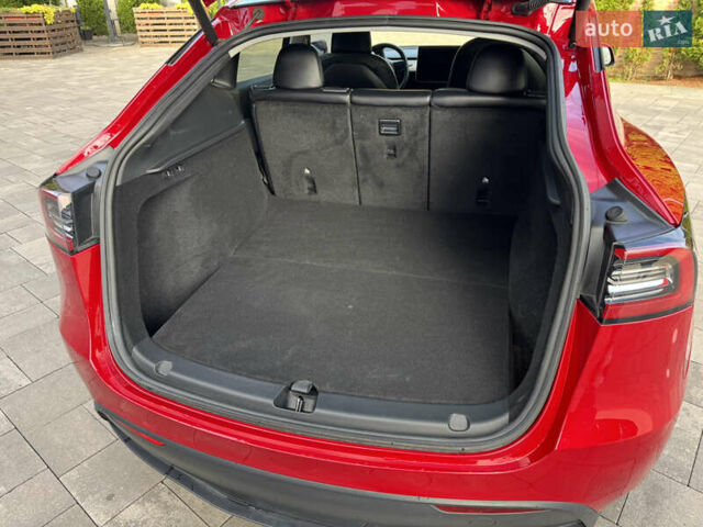 Тесла Model Y 2023 у Луцьку на Automoto.ua Червоний Тесла Model Y, об'ємом двигуна 0 л та пробігом 33 тис. км за 26000 $, фото 7 на Automoto.ua