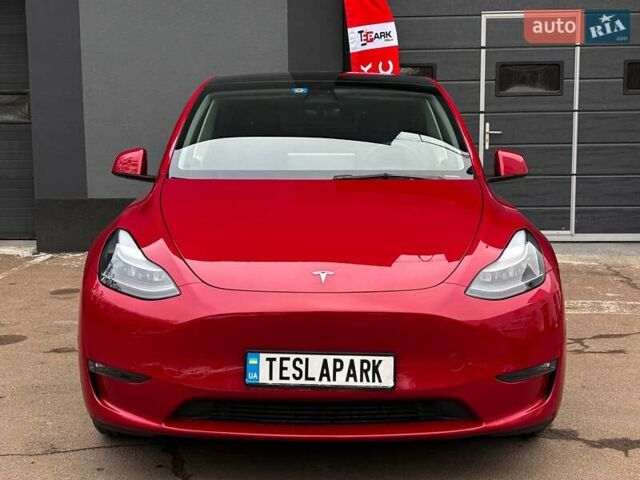 Красный Тесла Model Y, объемом двигателя 0 л и пробегом 43 тыс. км за 31999 $, фото 1 на Automoto.ua