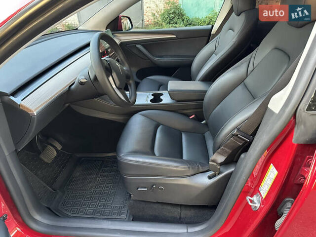 Красный Тесла Model Y, объемом двигателя 0 л и пробегом 39 тыс. км за 27700 $, фото 9 на Automoto.ua