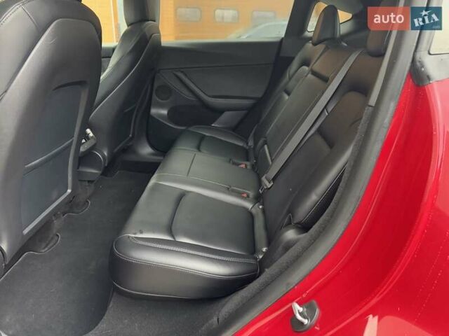 Червоний Тесла Model Y, об'ємом двигуна 0 л та пробігом 10 тис. км за 26500 $, фото 18 на Automoto.ua