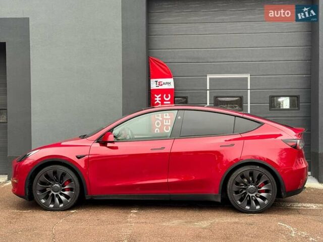 Красный Тесла Model Y, объемом двигателя 0 л и пробегом 15 тыс. км за 35000 $, фото 5 на Automoto.ua