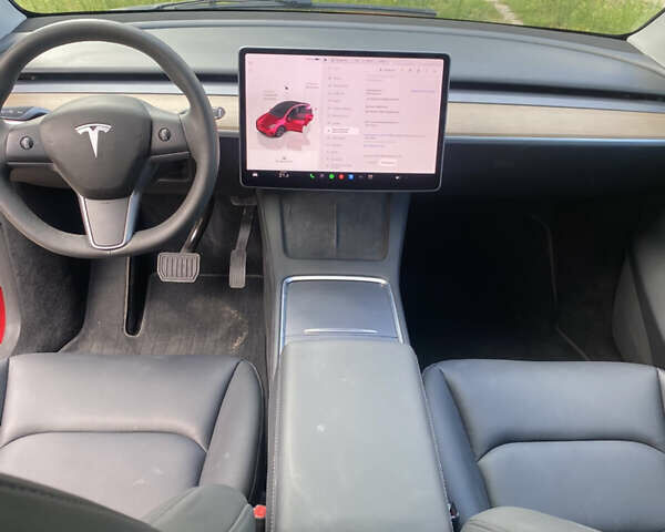 Тесла Model Y 2023 в Киеве на Automoto.ua Красный Тесла Model Y, объемом двигателя 0 л и пробегом 27 тыс. км за 28800 $, фото 30 на Automoto.ua
