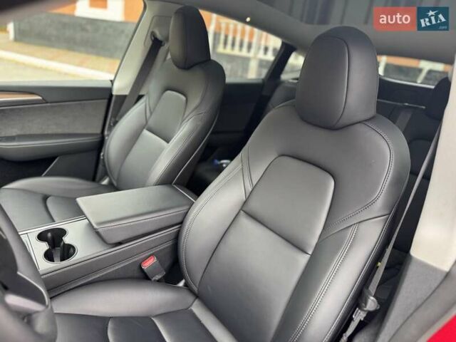 Красный Тесла Model Y, объемом двигателя 0 л и пробегом 84 тыс. км за 25800 $, фото 27 на Automoto.ua