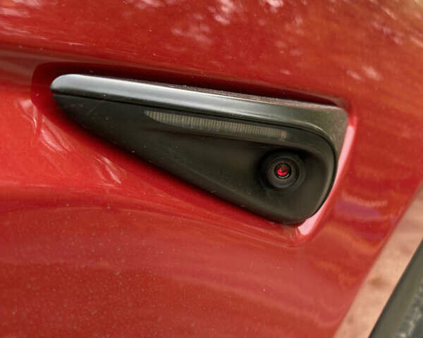 Тесла Model Y 2023 в Киеве на Automoto.ua Красный Тесла Model Y, объемом двигателя 0 л и пробегом 27 тыс. км за 28800 $, фото 5 на Automoto.ua