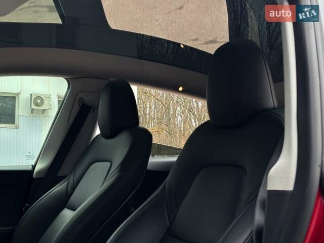 Красный Тесла Model Y, объемом двигателя 0 л и пробегом 43 тыс. км за 31999 $, фото 12 на Automoto.ua