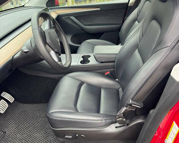 Червоний Тесла Model Y, об'ємом двигуна 0 л та пробігом 60 тис. км за 29500 $, фото 2 на Automoto.ua