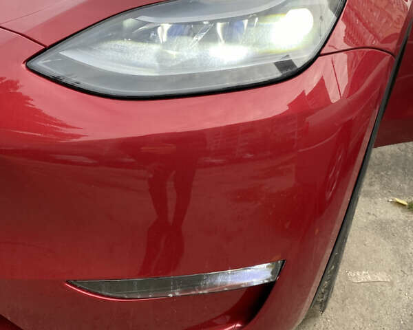 Тесла Model Y 2023 в Киеве на Automoto.ua Красный Тесла Model Y, объемом двигателя 0 л и пробегом 27 тыс. км за 28800 $, фото 1 на Automoto.ua