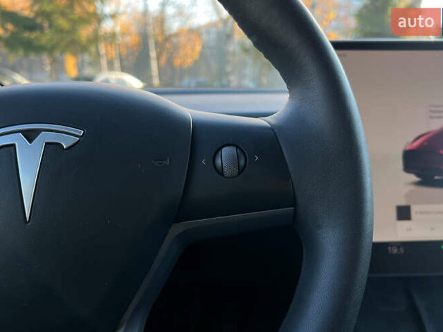 Красный Тесла Model Y, объемом двигателя 0 л и пробегом 26 тыс. км за 29800 $, фото 11 на Automoto.ua