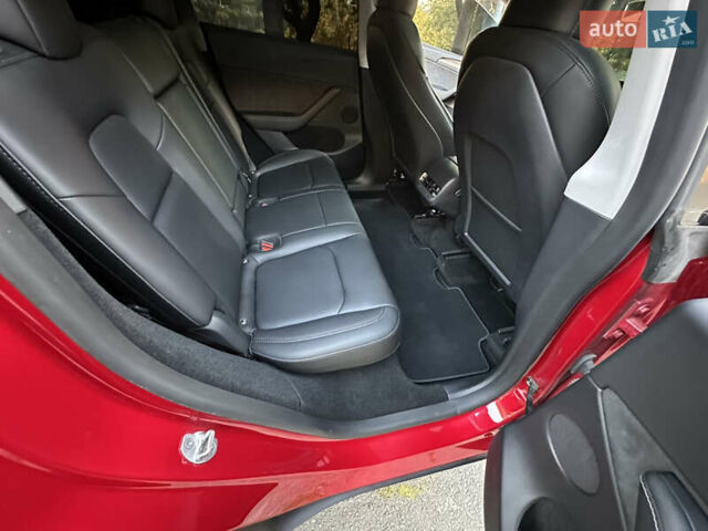 Красный Тесла Model Y, объемом двигателя 0 л и пробегом 50 тыс. км за 23900 $, фото 16 на Automoto.ua