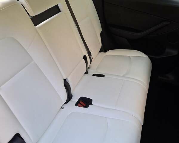 Тесла Model Y 2023 в Виннице на Automoto.ua Красный Тесла Model Y, объемом двигателя 0 л и пробегом 27 тыс. км за 31500 $, фото 25 на Automoto.ua