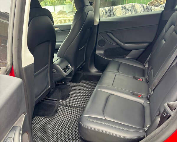 Червоний Тесла Model Y, об'ємом двигуна 0 л та пробігом 60 тис. км за 29500 $, фото 4 на Automoto.ua