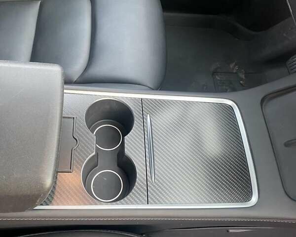 Червоний Тесла Model Y, об'ємом двигуна 0 л та пробігом 24 тис. км за 27800 $, фото 6 на Automoto.ua