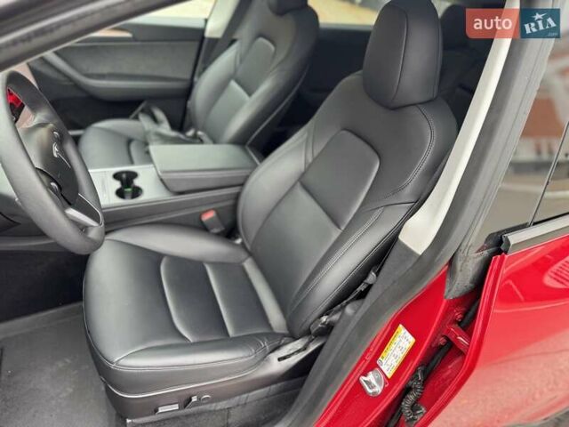 Красный Тесла Model Y, объемом двигателя 0 л и пробегом 84 тыс. км за 25800 $, фото 18 на Automoto.ua