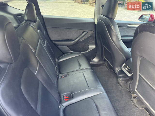 Тесла Model Y 2023 у Луцьку на Automoto.ua Червоний Тесла Model Y, об'ємом двигуна 0 л та пробігом 33 тис. км за 26000 $, фото 11 на Automoto.ua