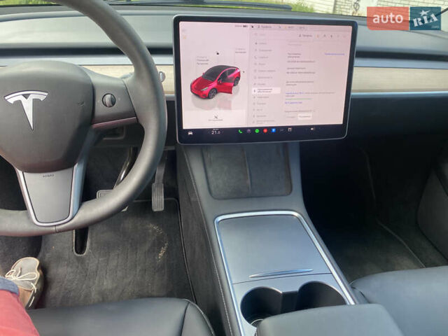 Тесла Model Y 2023 в Киеве на Automoto.ua Красный Тесла Model Y, объемом двигателя 0 л и пробегом 27 тыс. км за 28800 $, фото 33 на Automoto.ua