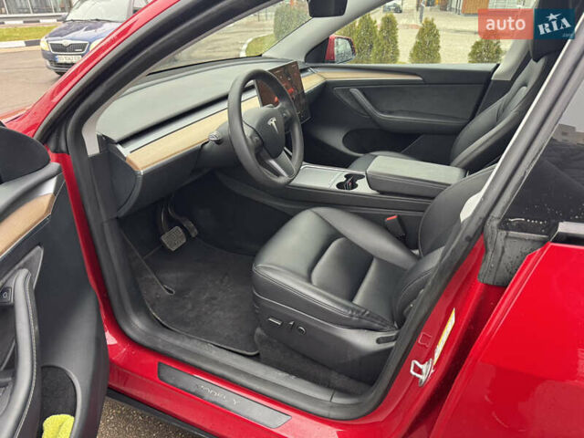 Красный Тесла Model Y, объемом двигателя 0 л и пробегом 46 тыс. км за 26300 $, фото 8 на Automoto.ua