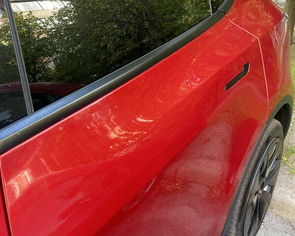 Красный Тесла Model Y, объемом двигателя 0 л и пробегом 26 тыс. км за 28888 $, фото 30 на Automoto.ua