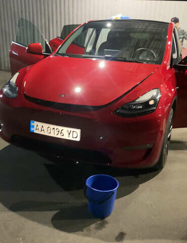 Тесла Model Y 2023 в Киеве на Automoto.ua Красный Тесла Model Y, объемом двигателя 0 л и пробегом 27 тыс. км за 28800 $, фото 86 на Automoto.ua