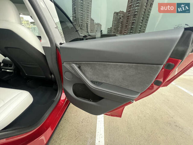 Красный Тесла Model Y, объемом двигателя 0 л и пробегом 5 тыс. км за 35500 $, фото 27 на Automoto.ua