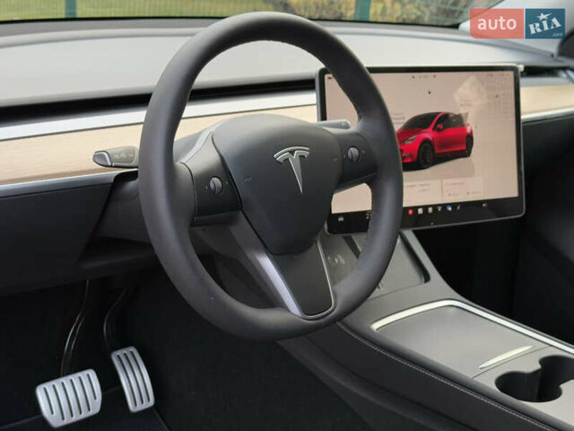 Красный Тесла Model Y, объемом двигателя 0 л и пробегом 4 тыс. км за 34999 $, фото 63 на Automoto.ua