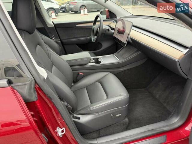 Красный Тесла Model Y, объемом двигателя 0 л и пробегом 19 тыс. км за 24500 $, фото 26 на Automoto.ua