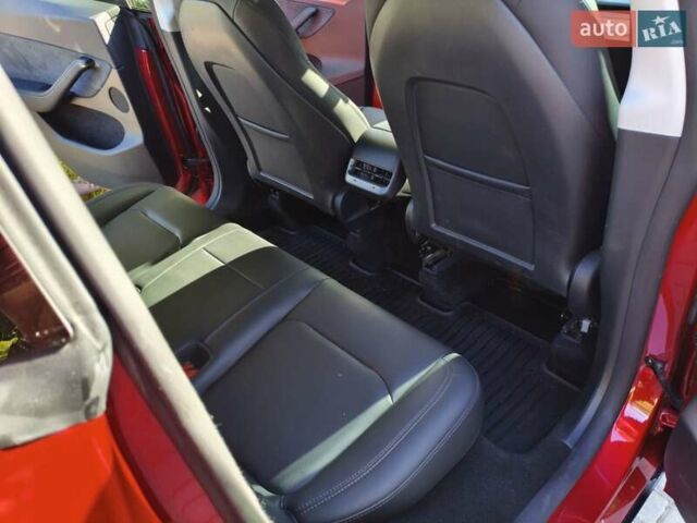 Красный Тесла Model Y, объемом двигателя 0 л и пробегом 21 тыс. км за 36500 $, фото 16 на Automoto.ua