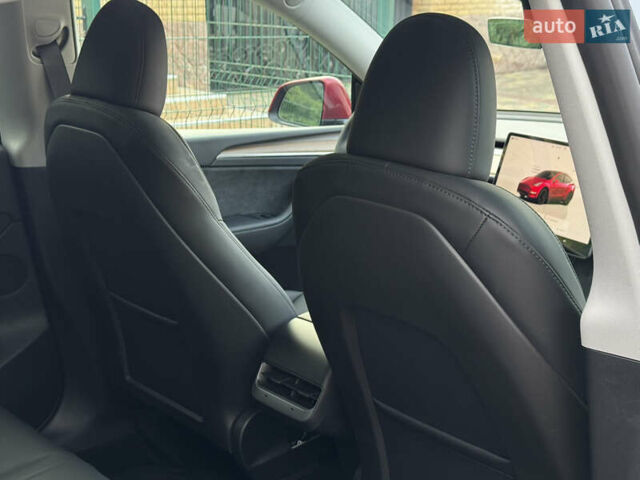 Красный Тесла Model Y, объемом двигателя 0 л и пробегом 4 тыс. км за 34999 $, фото 92 на Automoto.ua