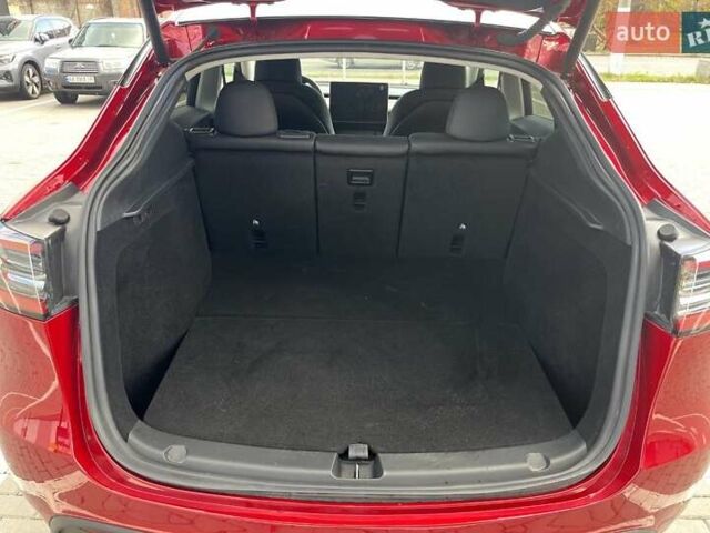 Красный Тесла Model Y, объемом двигателя 0 л и пробегом 7 тыс. км за 30500 $, фото 16 на Automoto.ua