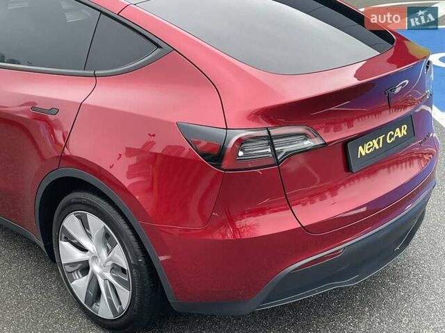 Красный Тесла Model Y, объемом двигателя 0 л и пробегом 20 тыс. км за 34500 $, фото 10 на Automoto.ua