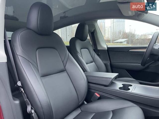 Красный Тесла Model Y, объемом двигателя 0 л и пробегом 20 тыс. км за 34500 $, фото 33 на Automoto.ua