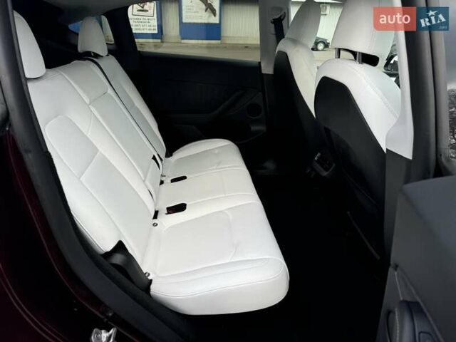 Красный Тесла Model Y, объемом двигателя 0 л и пробегом 42 тыс. км за 33900 $, фото 25 на Automoto.ua