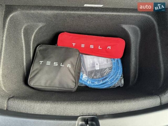 Красный Тесла Model Y, объемом двигателя 0 л и пробегом 42 тыс. км за 33900 $, фото 27 на Automoto.ua