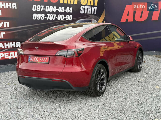 Червоний Тесла Model Y, об'ємом двигуна 0 л та пробігом 8 тис. км за 26200 $, фото 12 на Automoto.ua