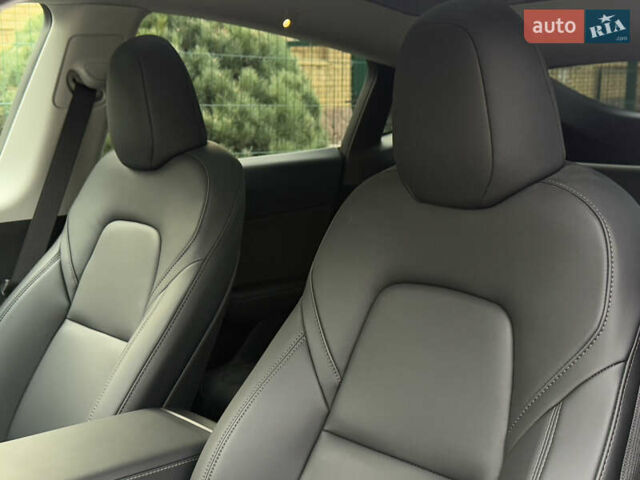 Красный Тесла Model Y, объемом двигателя 0 л и пробегом 4 тыс. км за 34999 $, фото 56 на Automoto.ua