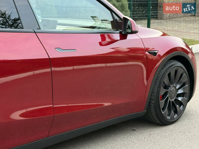 Красный Тесла Model Y, объемом двигателя 0 л и пробегом 4 тыс. км за 34999 $, фото 44 на Automoto.ua