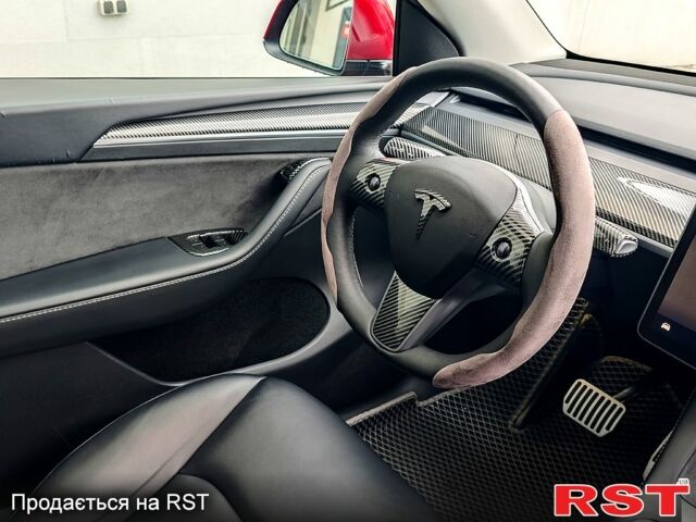 Тесла Model Y 2024 у Фастове на Automoto.ua Червоний Тесла Model Y, об'ємом двигуна 0.22 л та пробігом 20 тис. км за 32000 $, фото 11 на Automoto.ua