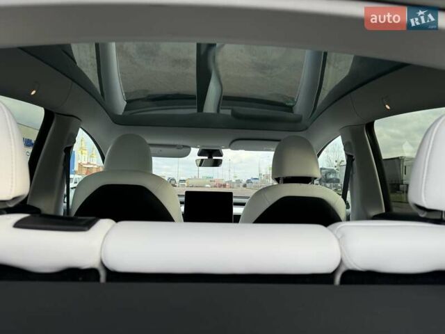 Красный Тесла Model Y, объемом двигателя 0 л и пробегом 42 тыс. км за 33900 $, фото 24 на Automoto.ua