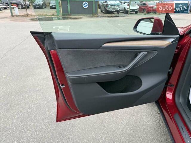 Красный Тесла Model Y, объемом двигателя 0 л и пробегом 19 тыс. км за 24500 $, фото 12 на Automoto.ua