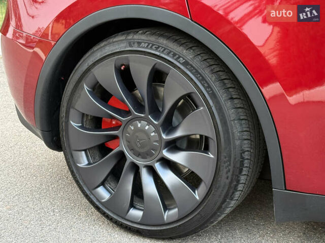 Красный Тесла Model Y, объемом двигателя 0 л и пробегом 4 тыс. км за 34999 $, фото 48 на Automoto.ua