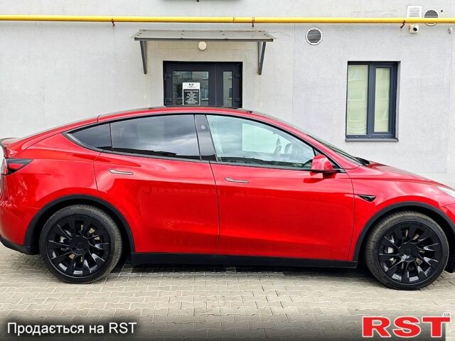 Тесла Model Y 2024 у Фастове на Automoto.ua Червоний Тесла Model Y, об'ємом двигуна 0.22 л та пробігом 20 тис. км за 32000 $, фото 4 на Automoto.ua