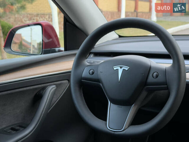 Красный Тесла Model Y, объемом двигателя 0 л и пробегом 4 тыс. км за 34999 $, фото 65 на Automoto.ua