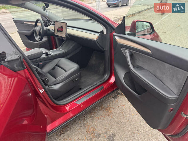 Красный Тесла Model Y, объемом двигателя 0 л и пробегом 26 тыс. км за 28900 $, фото 10 на Automoto.ua