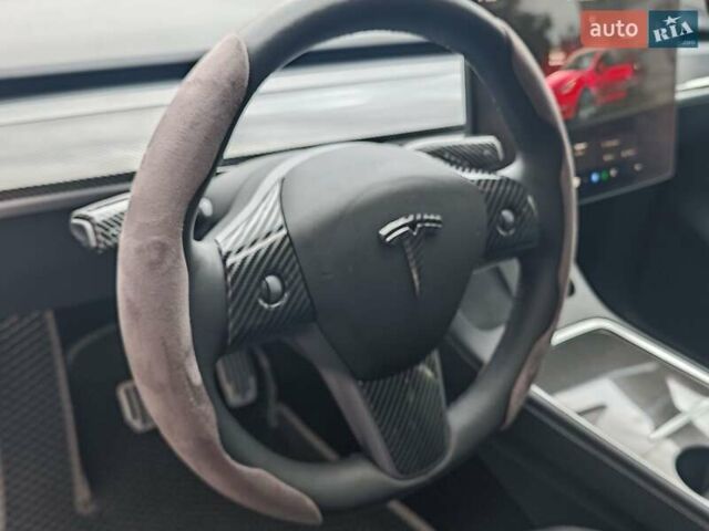 Красный Тесла Model Y, объемом двигателя 0 л и пробегом 20 тыс. км за 32000 $, фото 23 на Automoto.ua